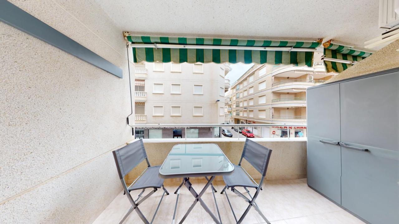 Pedro Lorca Leilighet Torrevieja Eksteriør bilde